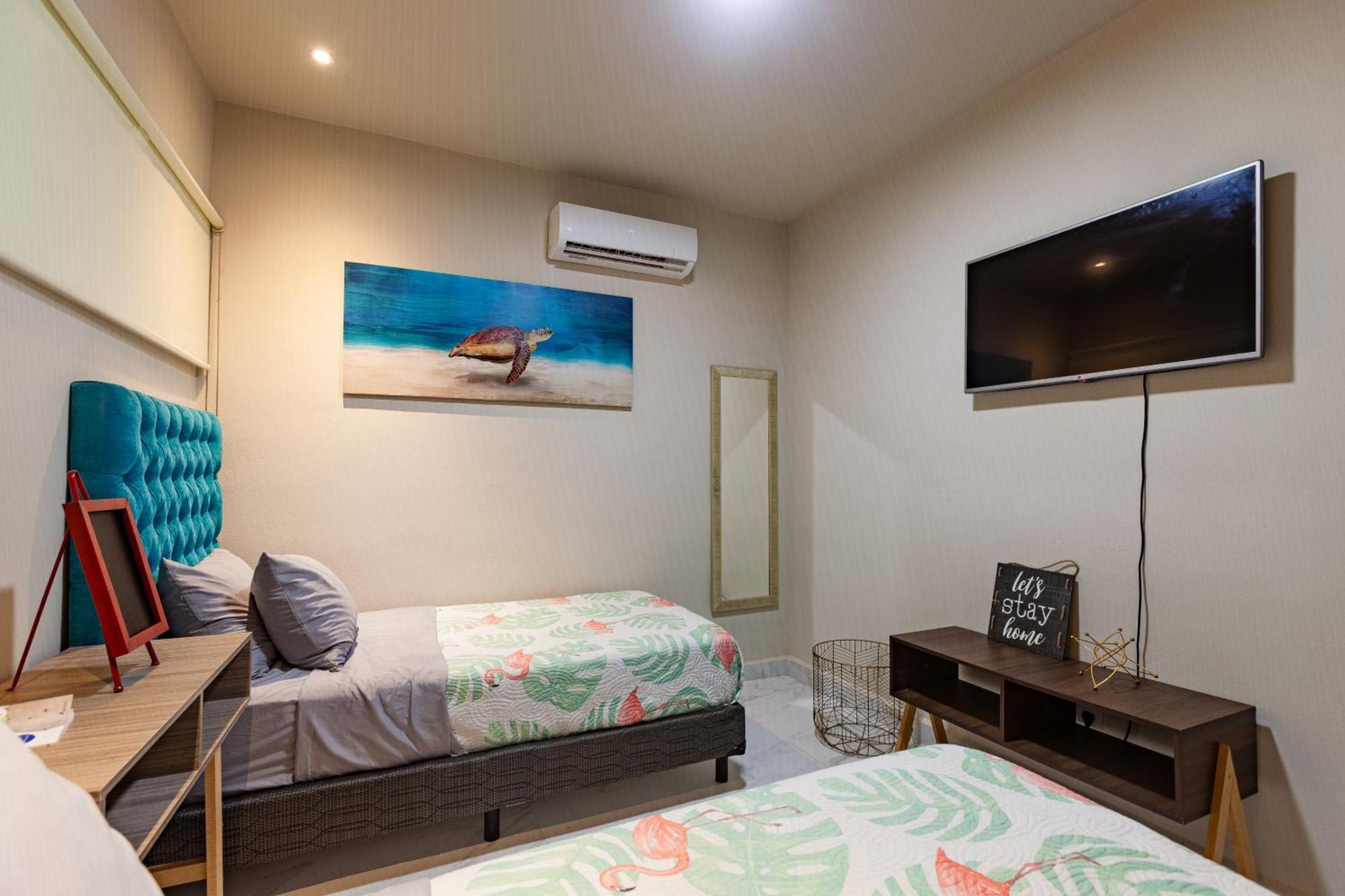Family Friendly10min To Beachwifi200mbgympool Сasa de vacaciones Playa del Carmen