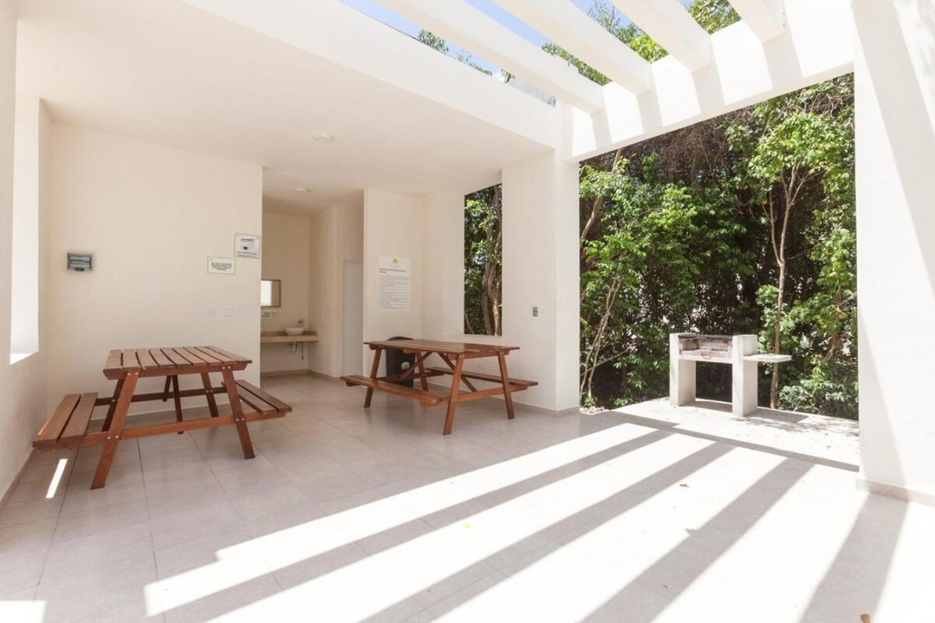 Family Friendly10min To Beachwifi200mbgympool * Playa del Carmen